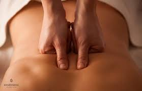 Abhyanga — full body Ayurvedic oil massage